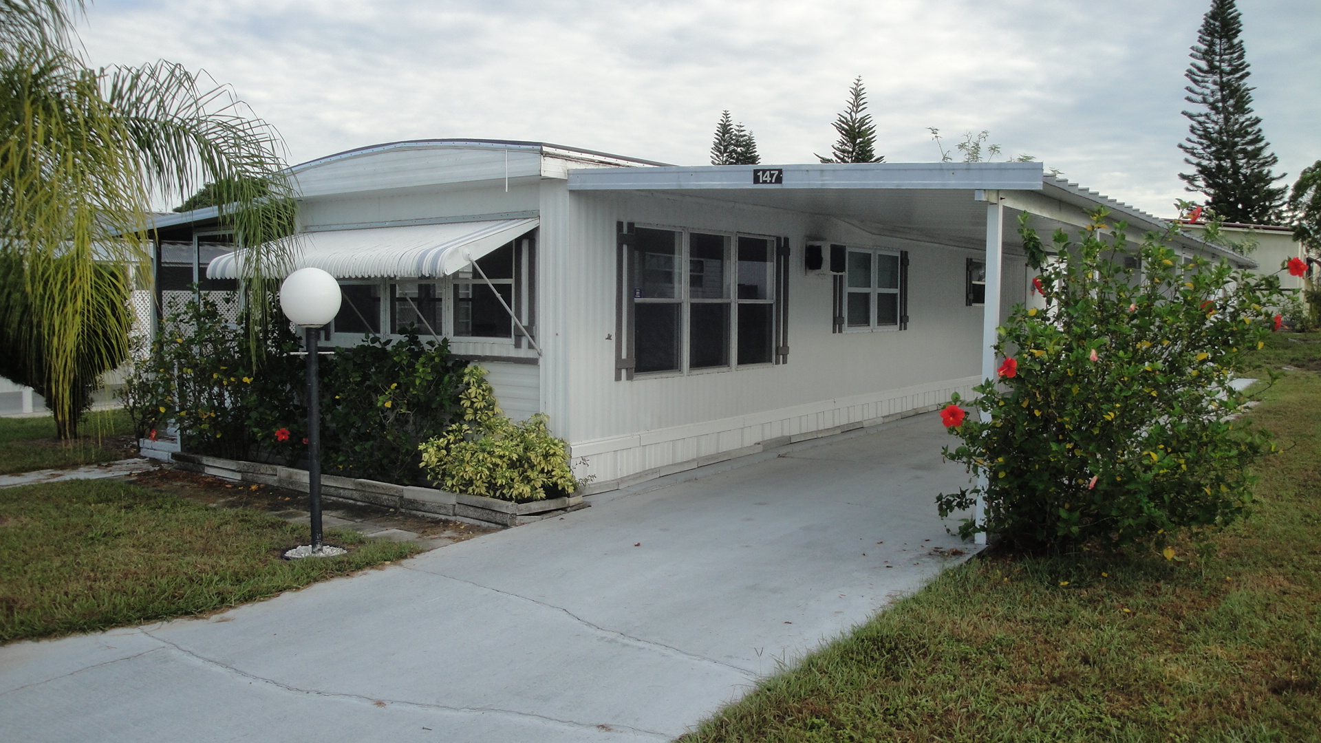 1 147 front of house Lake Region Village